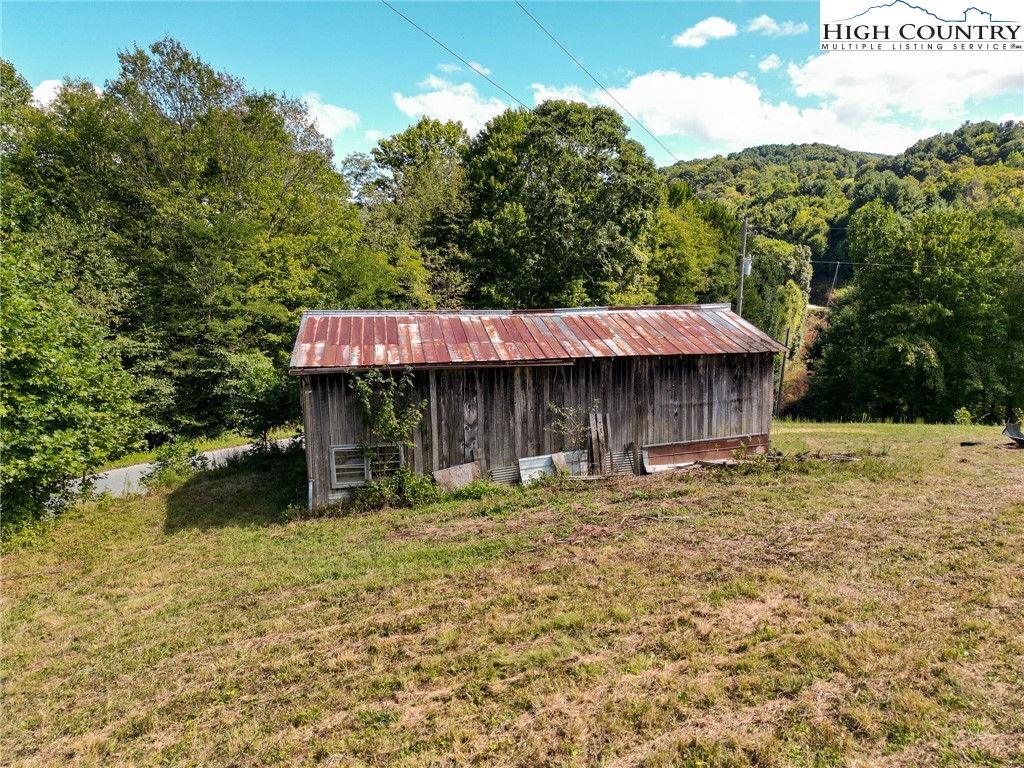 314 Andy Hicks Road Banner Elk, NC 28604 - Photo 29 of 30 Gallery Image 29
