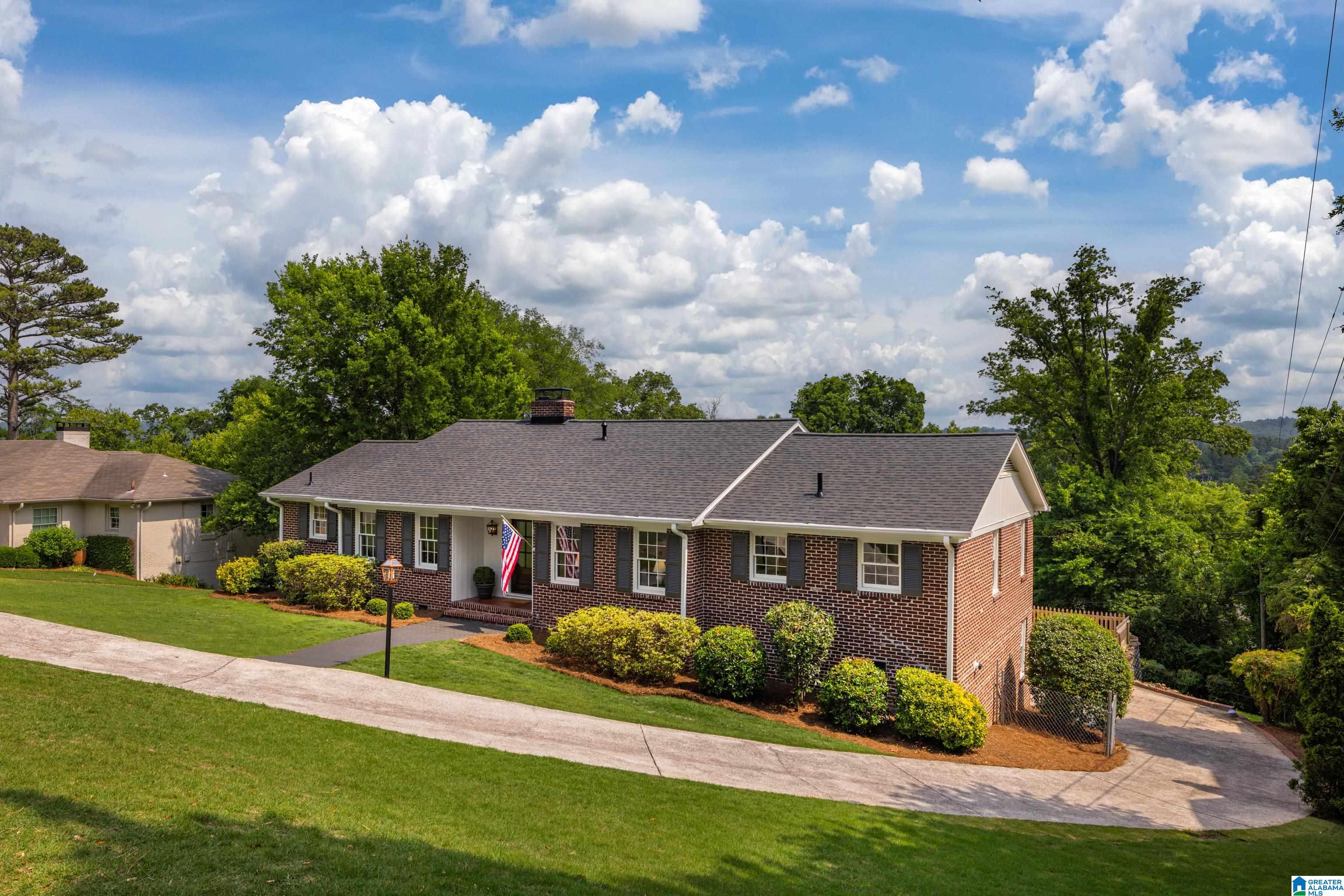 156 Peachtree Road Birmingham, AL 35213 - Photo 3 of 58