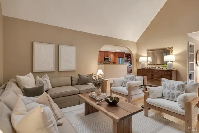 $925,000 | 327 Buttercup Court, Sonoma, CA 95476