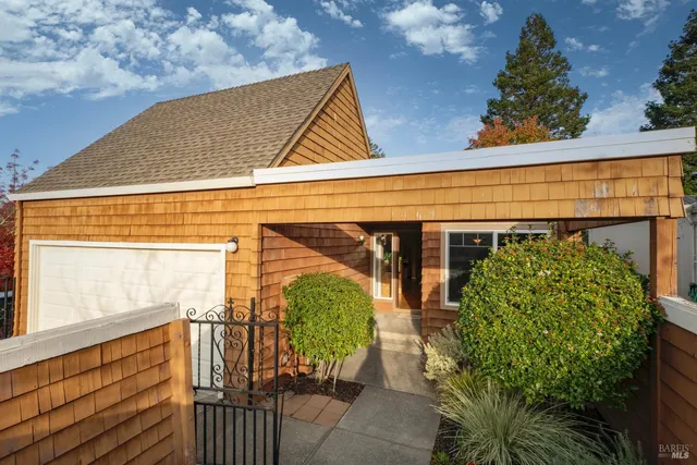 $925,000 | 327 Buttercup Court, Sonoma, CA 95476