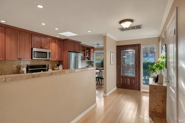 $925,000 | 327 Buttercup Court, Sonoma, CA 95476