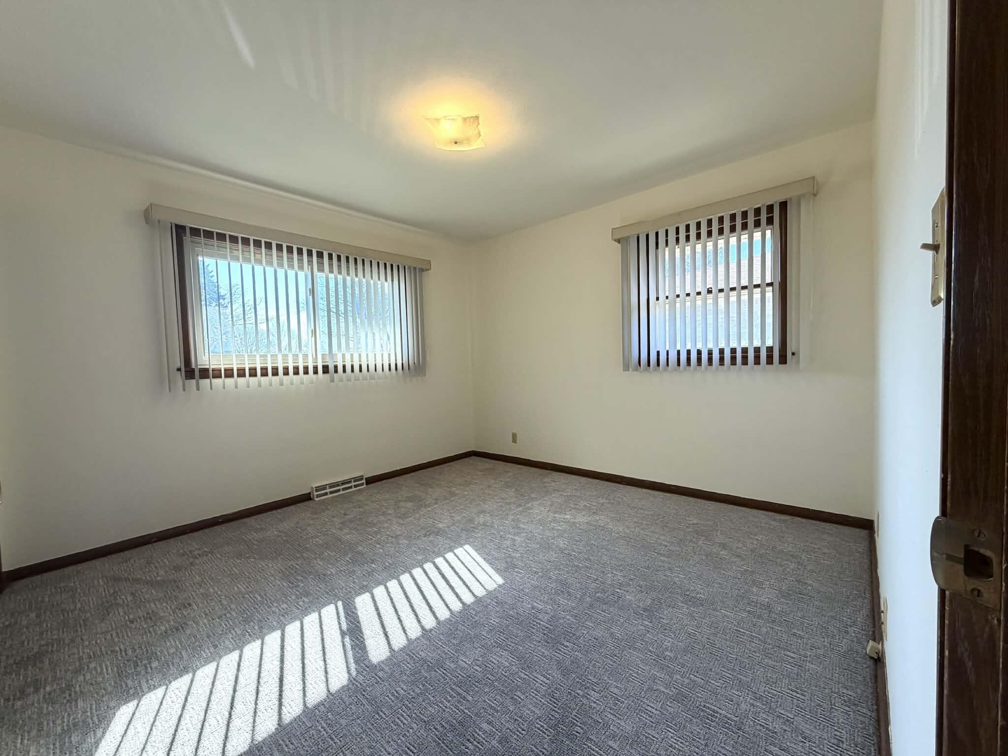 3904 Wilshire Drive Racine, WI 53402 - Photo 15 of 38 6a2101ef-569c-4a71-8f61-fe08b02de405