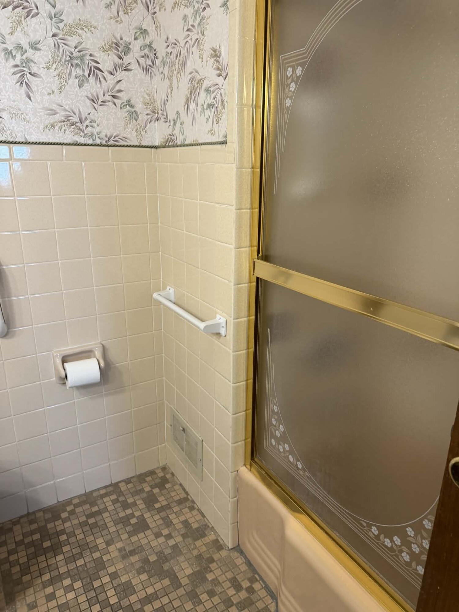 3904 Wilshire Drive Racine, WI 53402 - Photo 28 of 38 d1897143-dbb8-4e0d-b241-35e868bb24bb