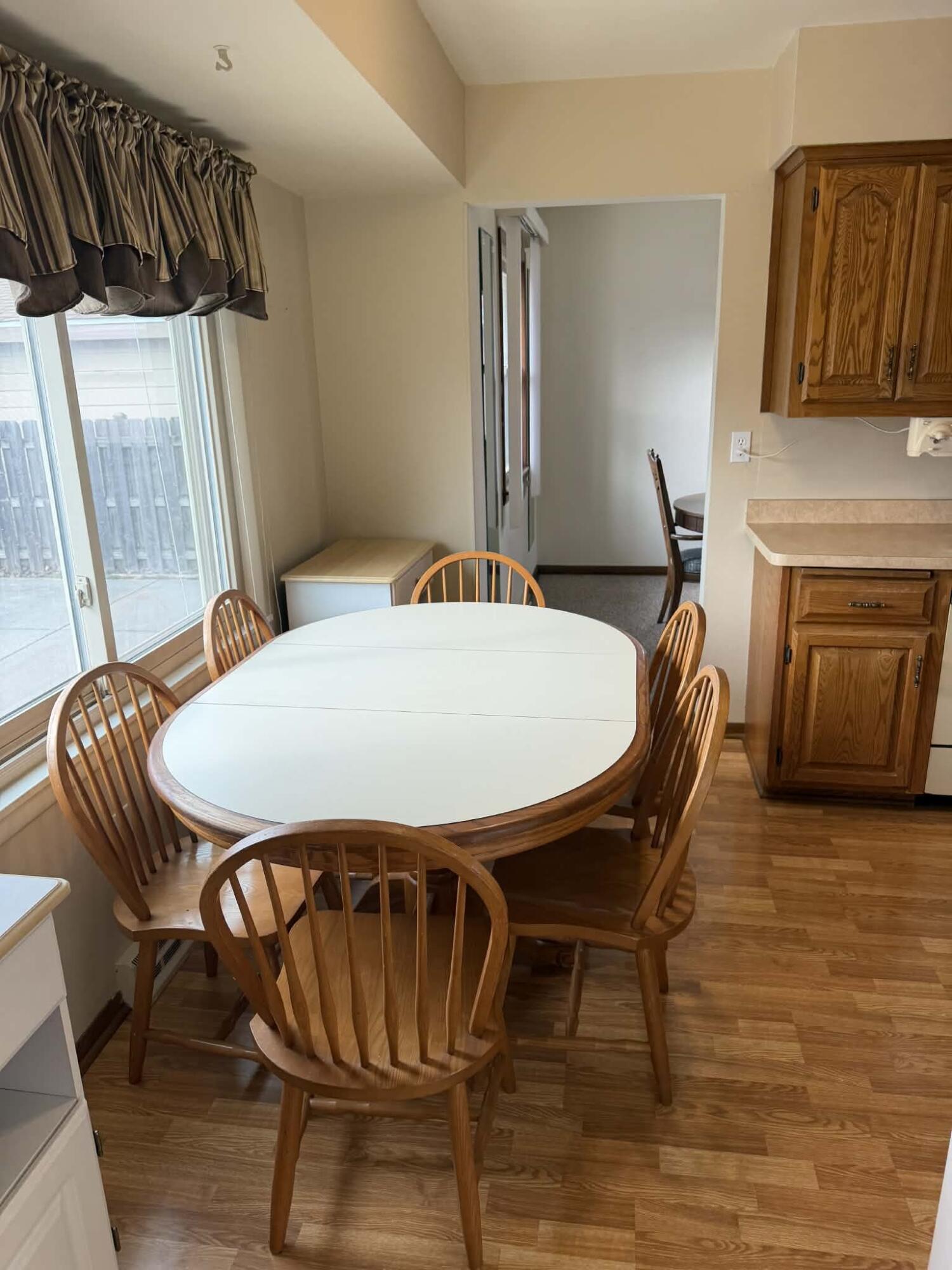 3904 Wilshire Drive Racine, WI 53402 - Photo 3 of 38 45ebbdb2-6059-495c-8dd9-7319ca75350b