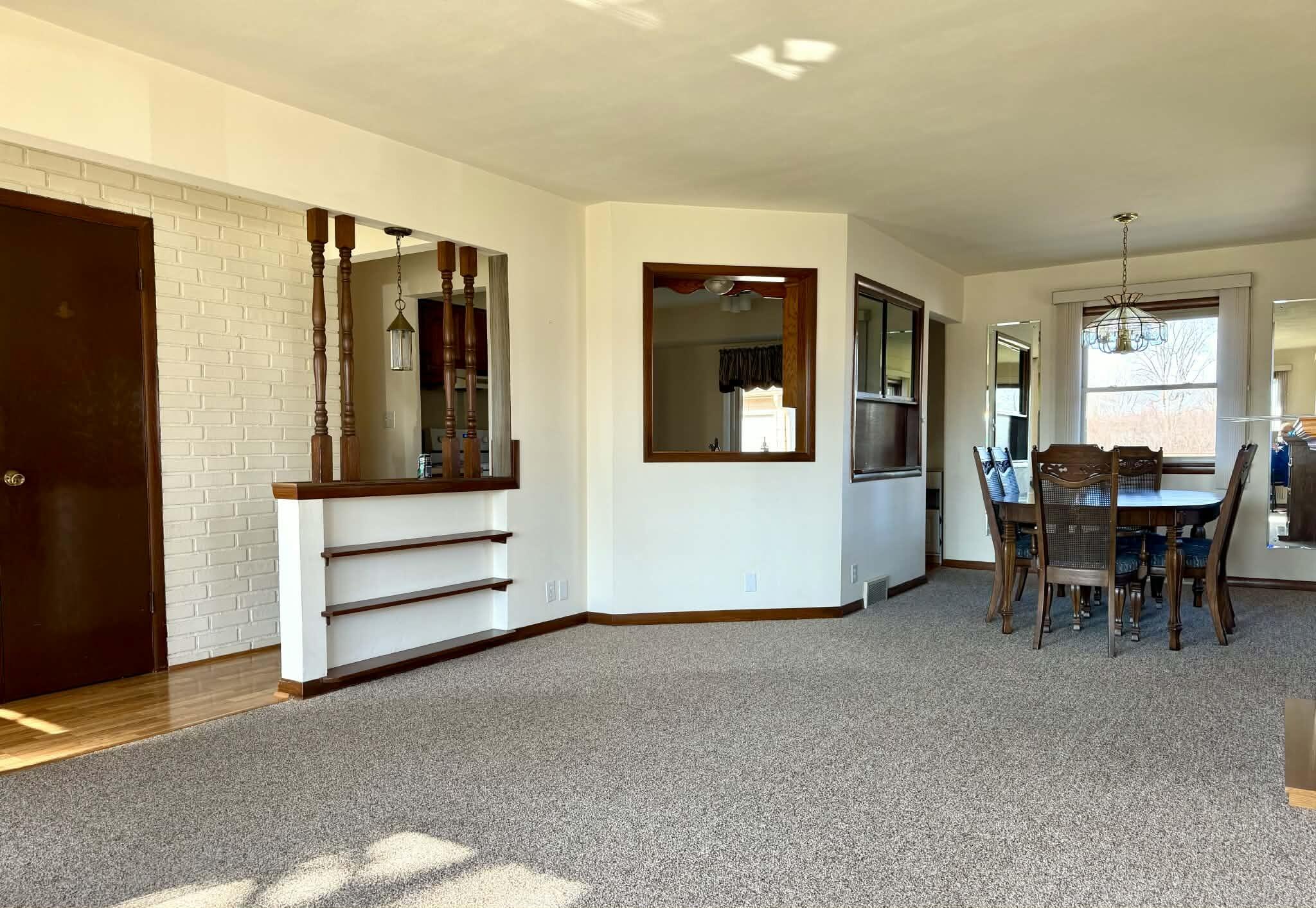 3904 Wilshire Drive Racine, WI 53402 - Photo 7 of 38 603f68c2-e96d-4099-9d15-109006b07340