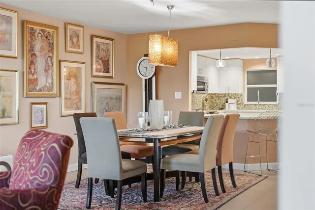 $655,000 | 700 Beach Drive Northeast, Unit 302, St. Petersburg, FL 33701