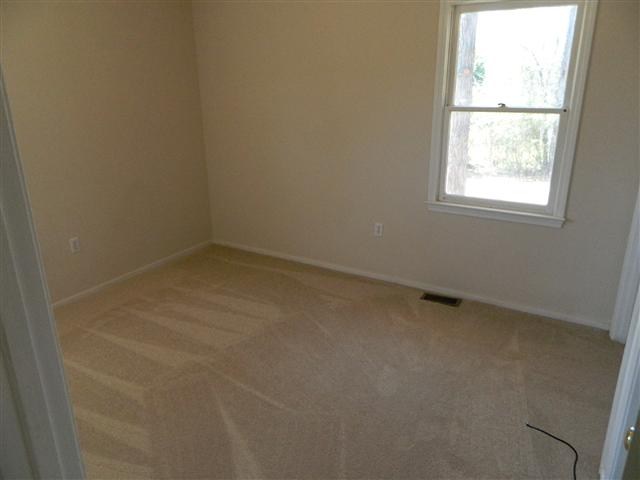 410 Fox Valley Road Anderson, SC 29621 - Photo 6 of 7