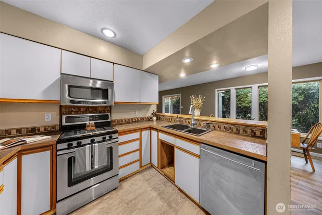 $485,000 | 4843 Oakridge Drive, Blaine, WA 98230