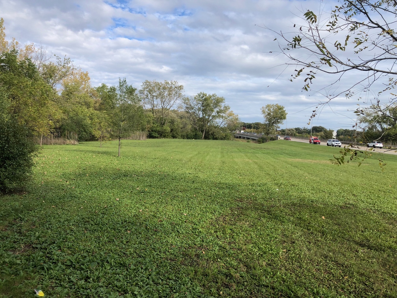 20638 Lake Cook Road Palatine, IL 60074 - Photo 6 of 7 a view of an outdoor space and a yard