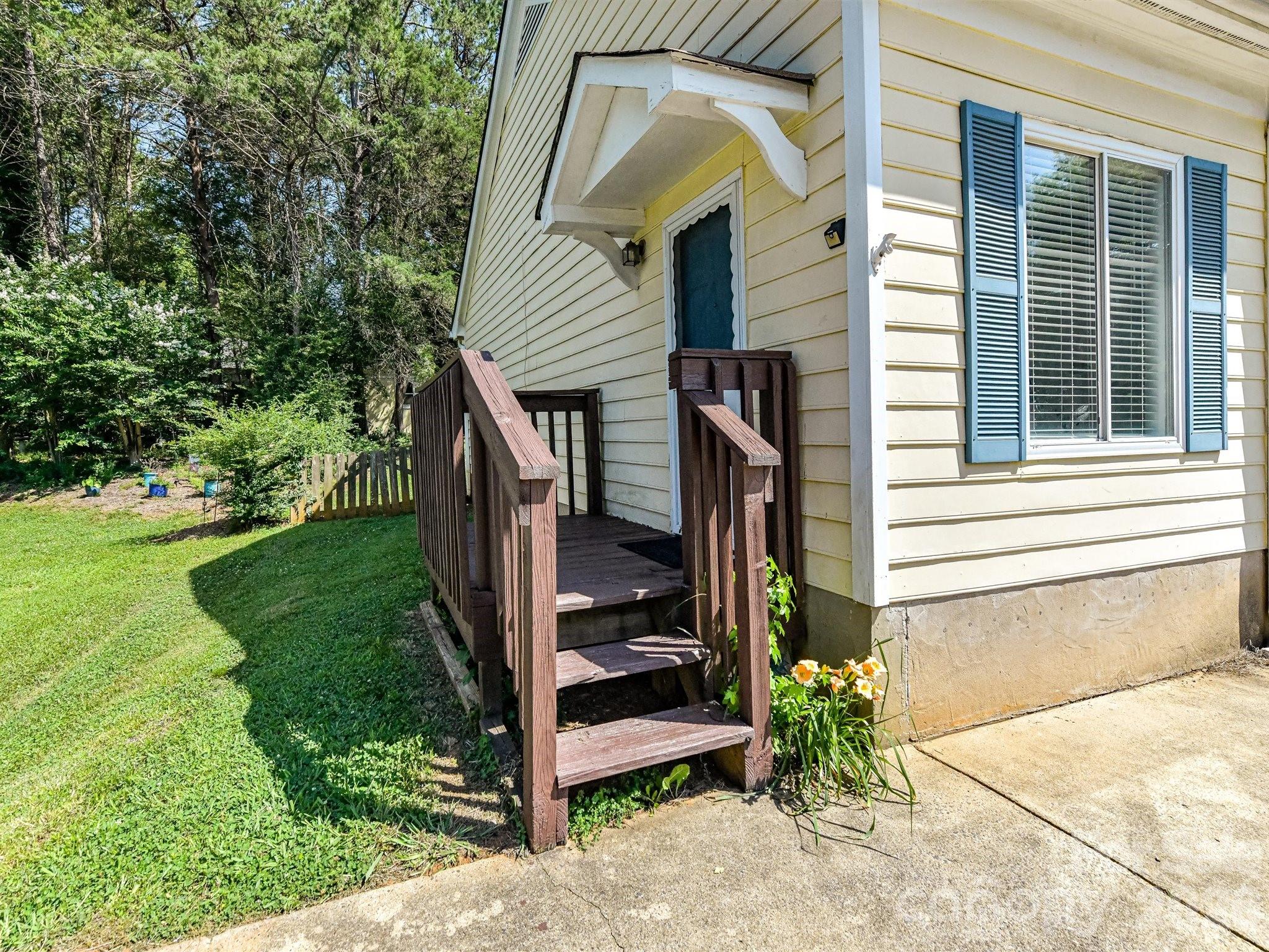 13421 Baker Mills Road Pineville, NC 28134 - Photo 25 of 41