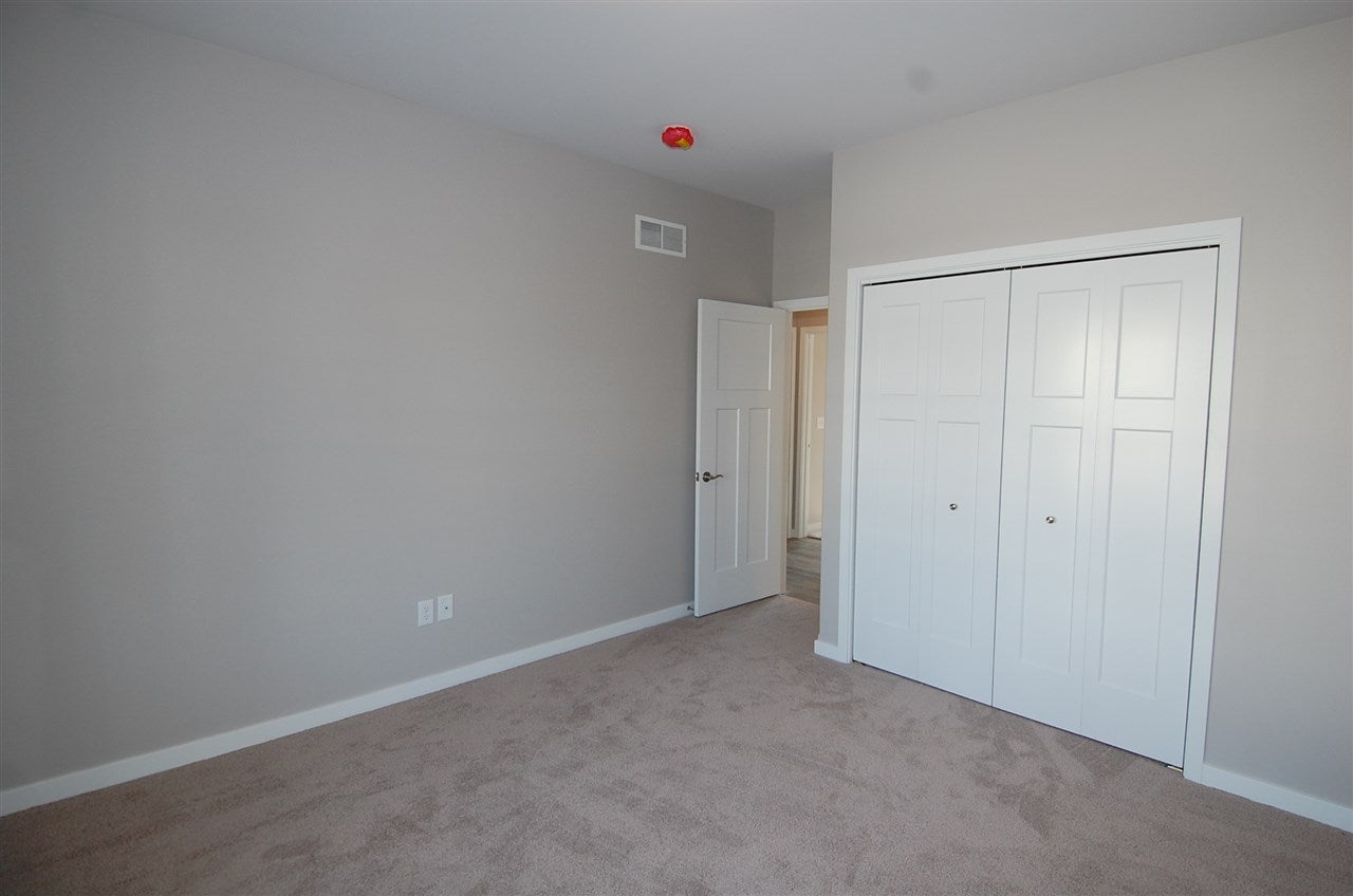 110 Cherry Lane Riverside, IA 52327 - Photo 11 of 32 Gallery Image 11