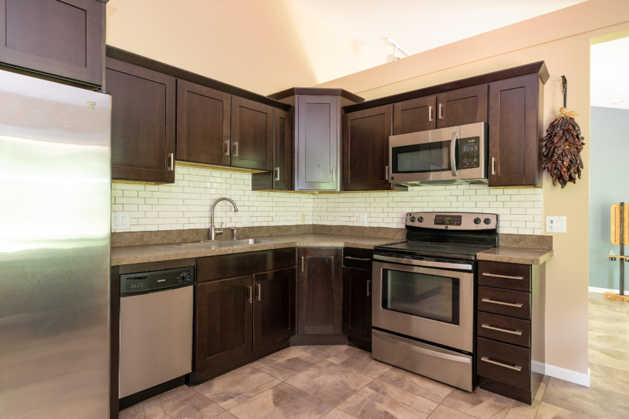 2420 Angling Road Kalamazoo, MI 49008 - Photo 11 of 57 2420 Angling-11