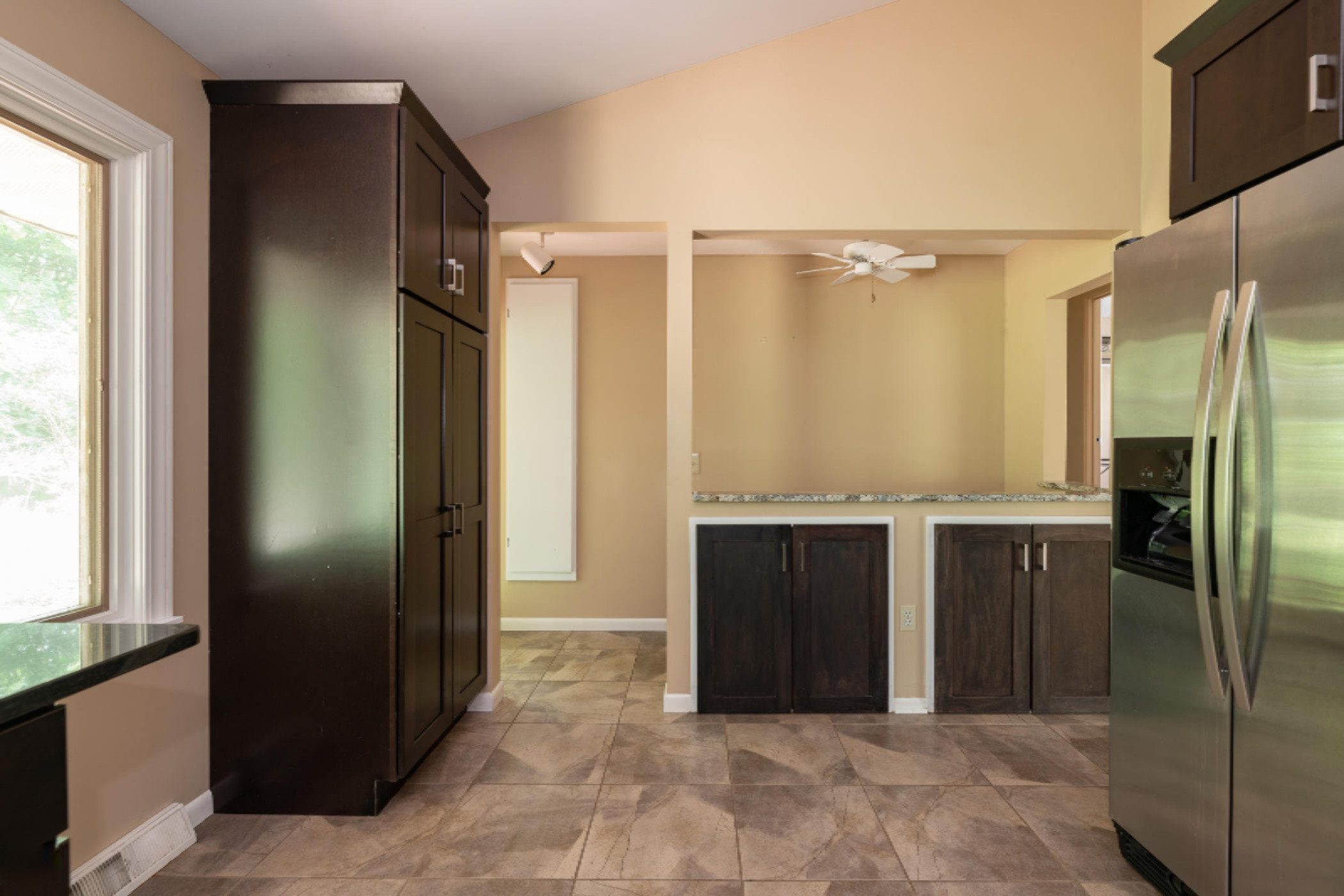 2420 Angling Road Kalamazoo, MI 49008 - Photo 15 of 57 2420 Angling-15