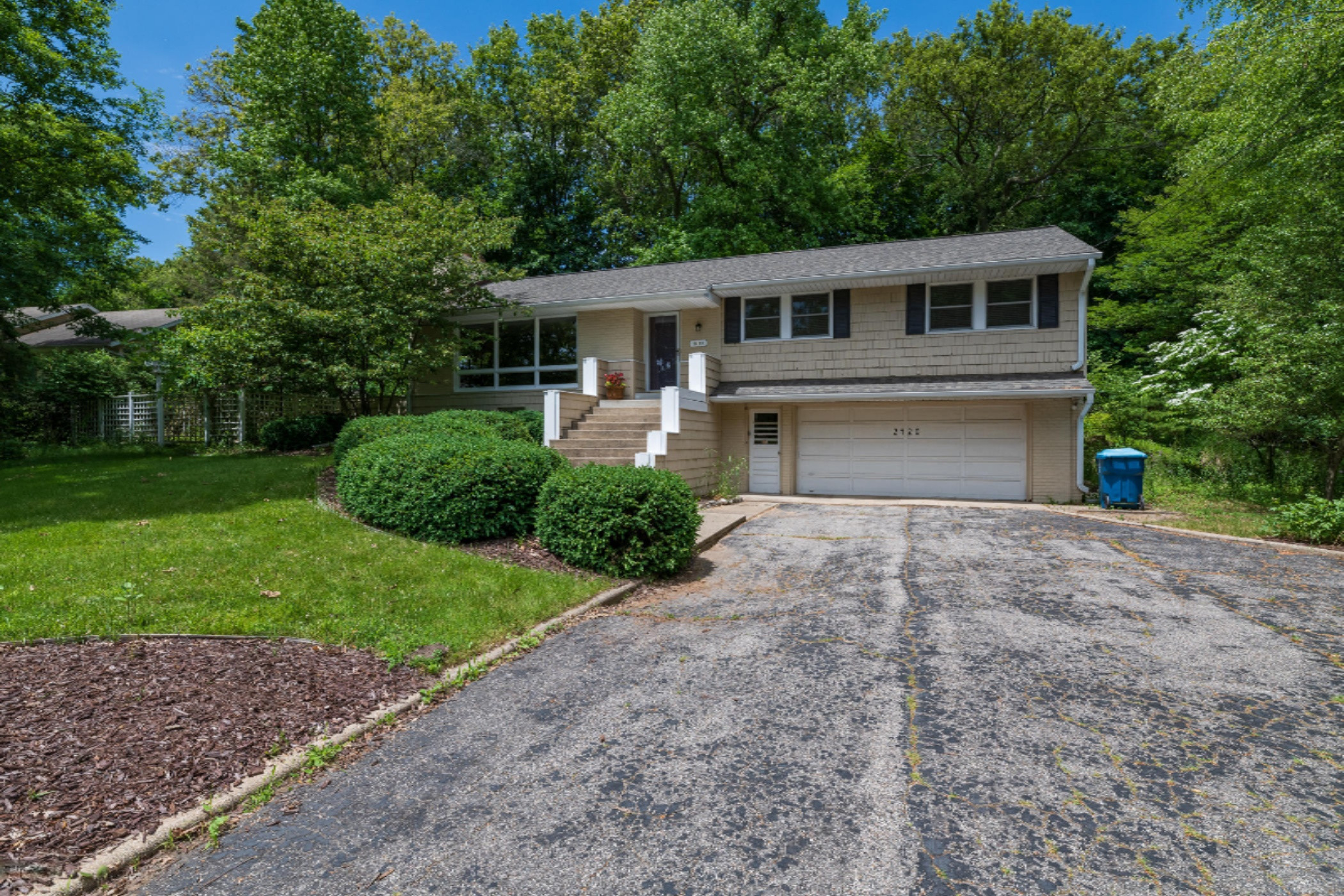 2420 Angling Road Kalamazoo, MI 49008 - Photo 39 of 57 2420 Angling-39