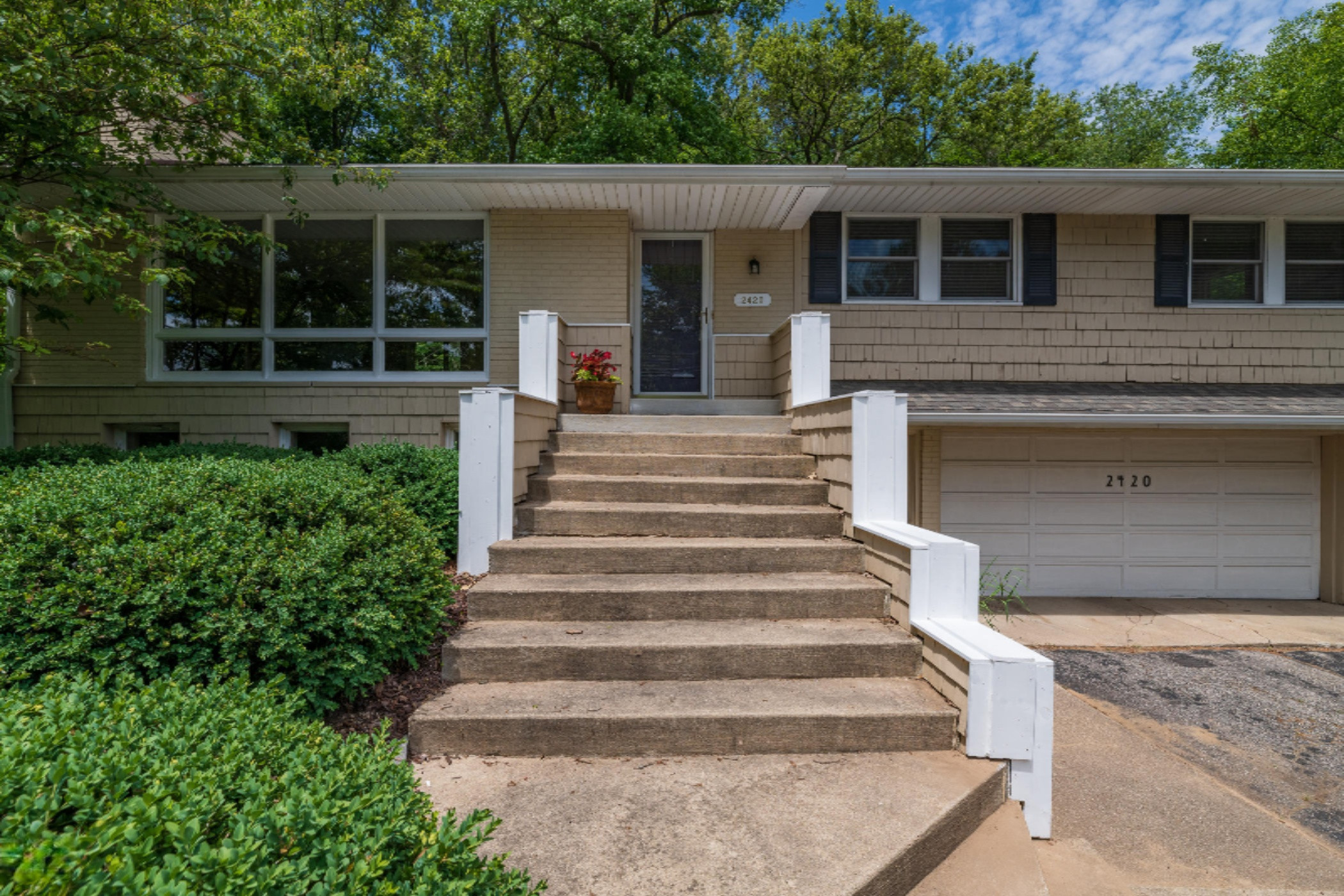 2420 Angling Road Kalamazoo, MI 49008 - Photo 42 of 57 2420 Angling-42