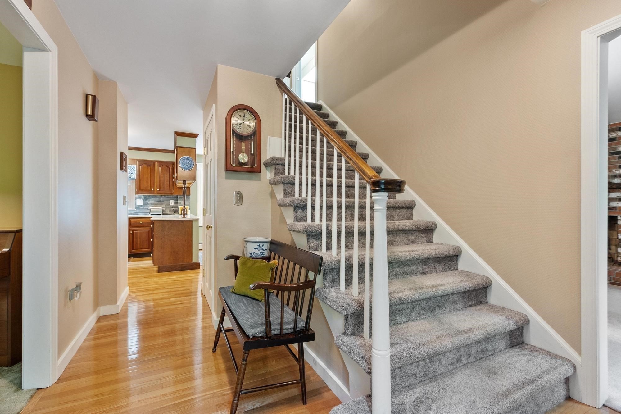 138 Hobbs Road Princeton, MA 01541 - Photo 5 of 39 Gallery Image 5