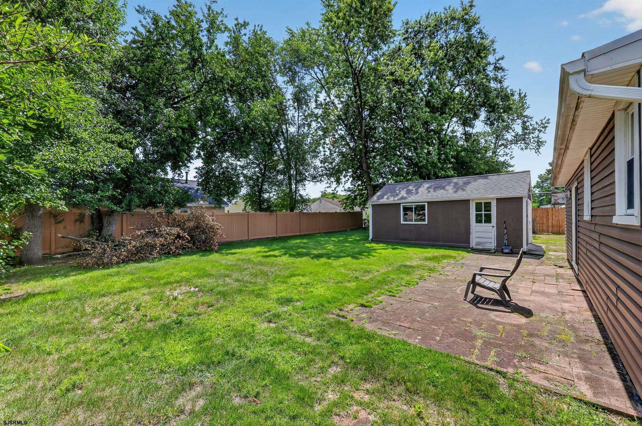 33 Stagecoach Road Southampton, NJ 08088 - Photo 3 of 5 Gallery Image 3