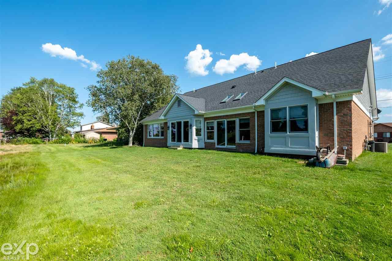7210 Flamingo Road Algonac, MI 48001 - Photo 49 of 53 50020285-49.JPG