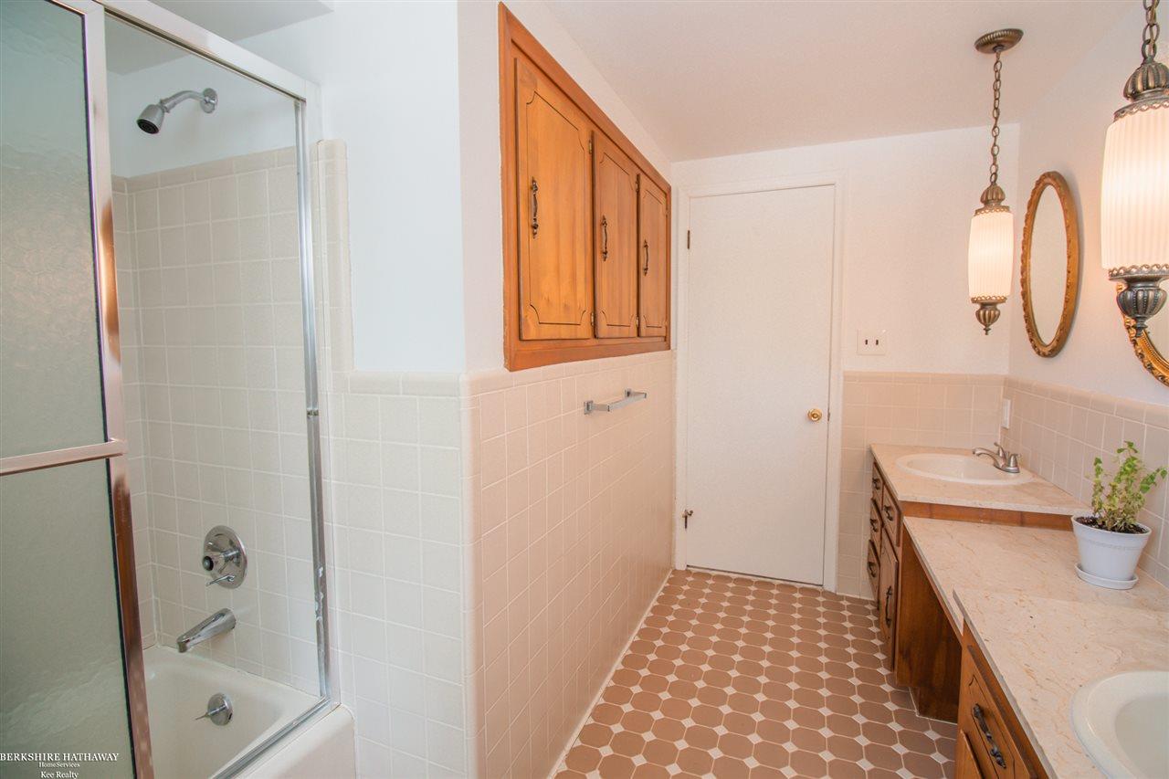57099 Omo Road Ray, MI 48096 - Photo 27 of 53 50017065-26.JPG