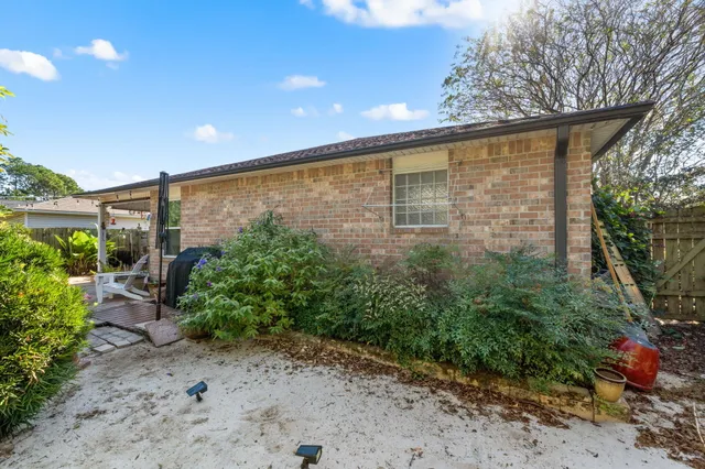 $350,000 | 6367 Heronwalk Drive, Gulf Breeze, FL 32563