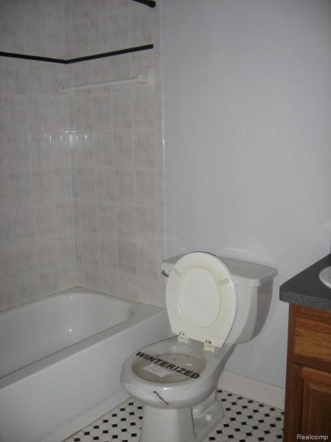 5525 Lyons Road Attica, MI 48412 - Photo 16 of 19 bath 4.jpg