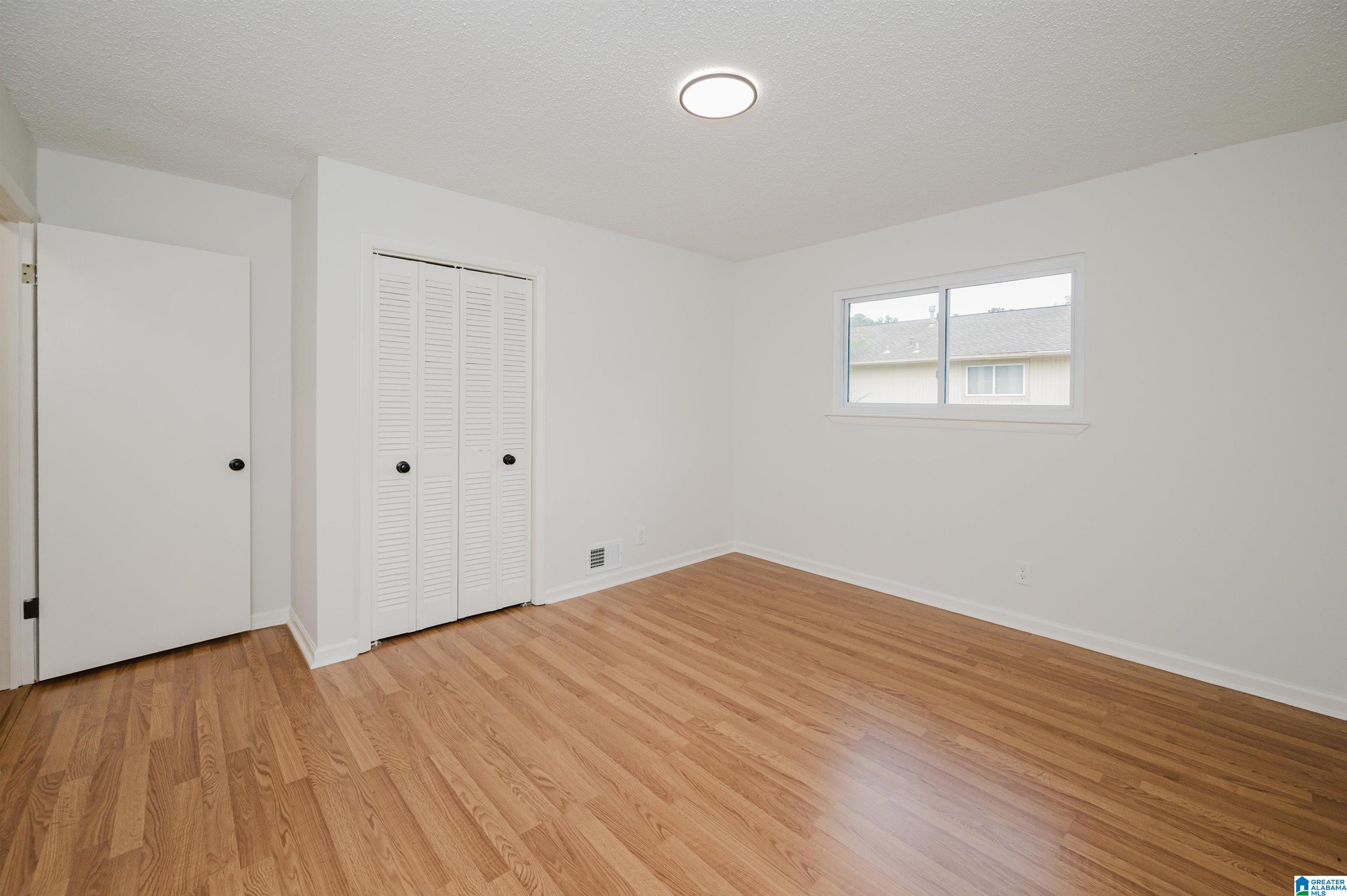 1834 Oakleaf Lane Birmingham, AL 35215 - Photo 29 of 40