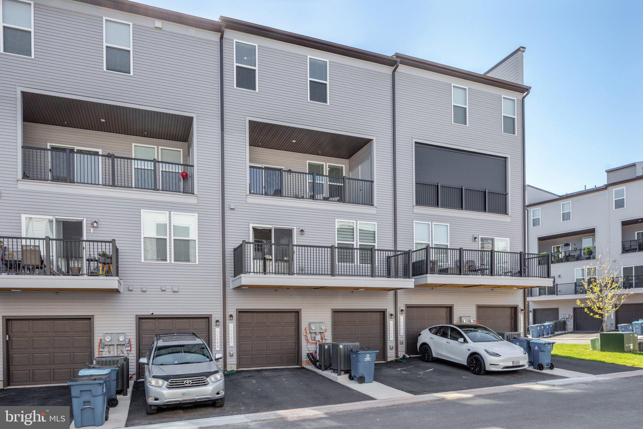 44485 Wolfhound Square Ashburn, VA 20147 - Photo 26 of 31 1 car garage