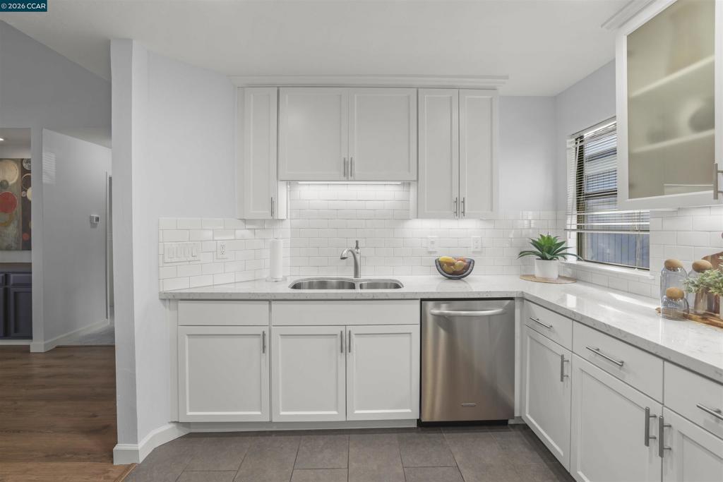 2-2 Donegal Way Martinez, CA 94553 - Photo 11 of 27 Updated kitchen ready for cooking