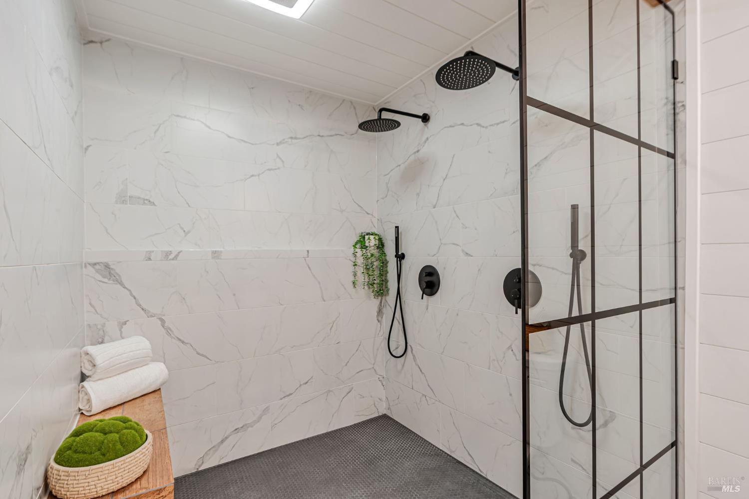 240 Vila Road Forestville, CA 95436 - Photo 26 of 38 Large Multi Head Shower!