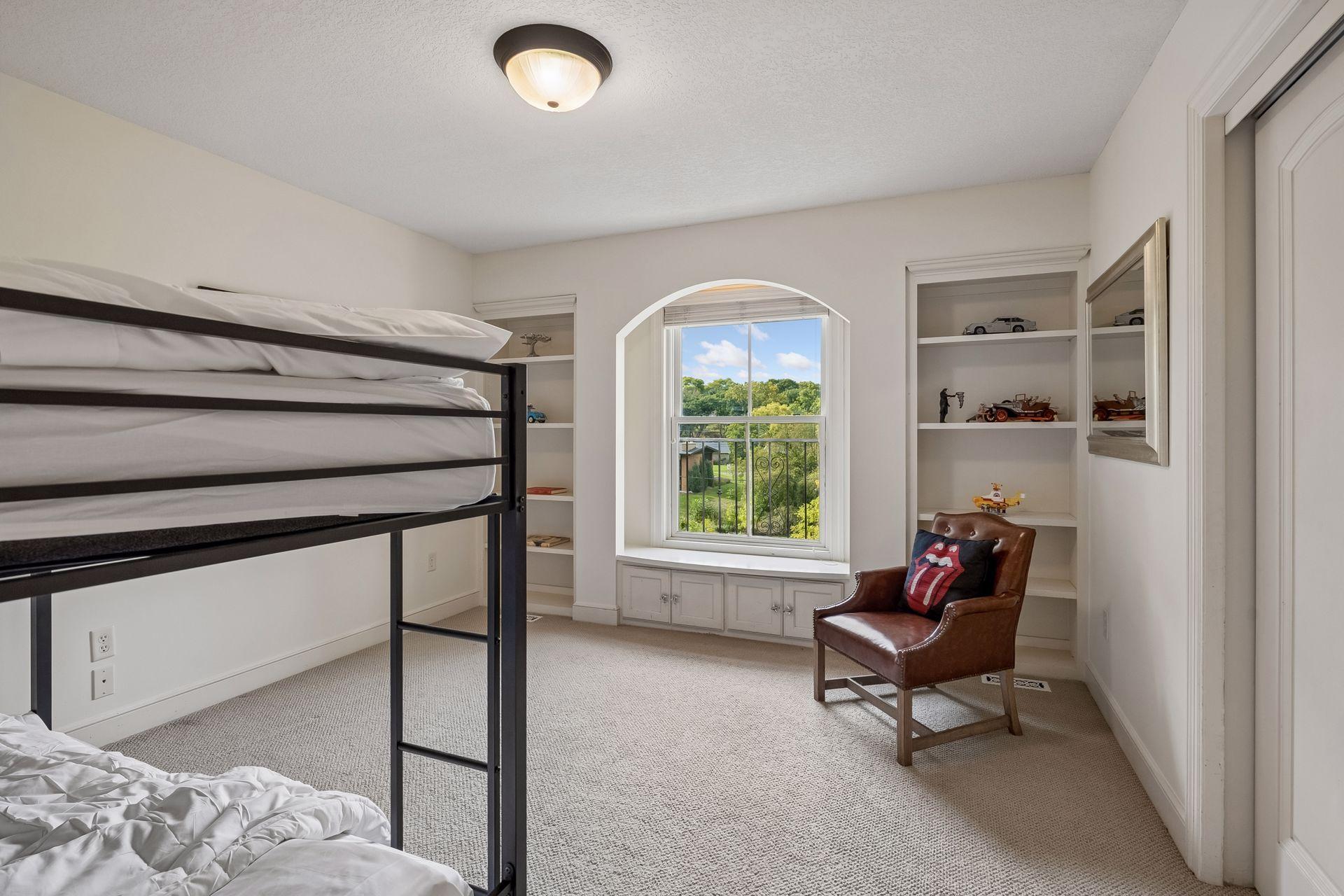 6805 Creston Road Edina, MN 55435 - Photo 39 of 66 Gallery Image 39