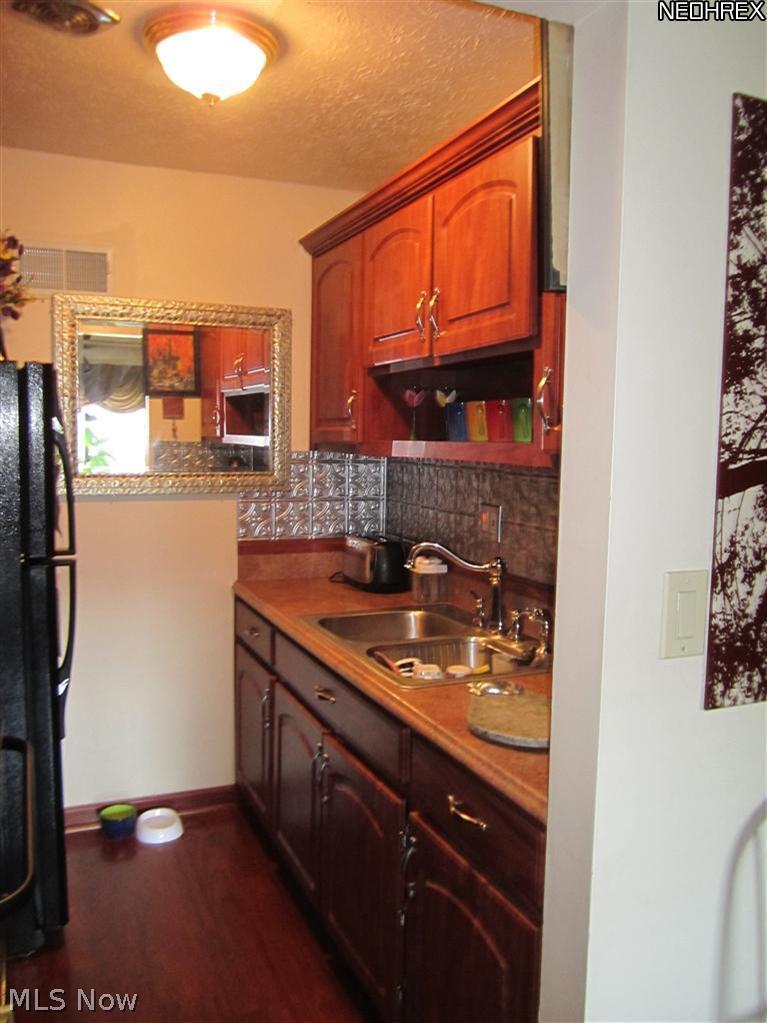 5651 Broadview Road, Unit E7 Cleveland, OH 44134 - Photo 7 of 13