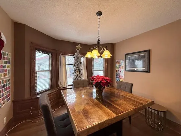 $199,000 | 406 South Street East, Caledonia, MN 55921