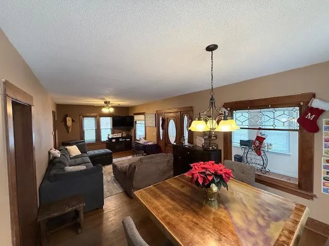 $208,900 | 406 South Street East, Caledonia, MN 55921