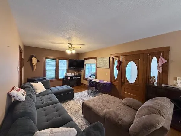 $199,000 | 406 South Street East, Caledonia, MN 55921