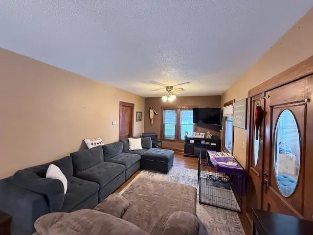 $208,900 | 406 South Street East, Caledonia, MN 55921