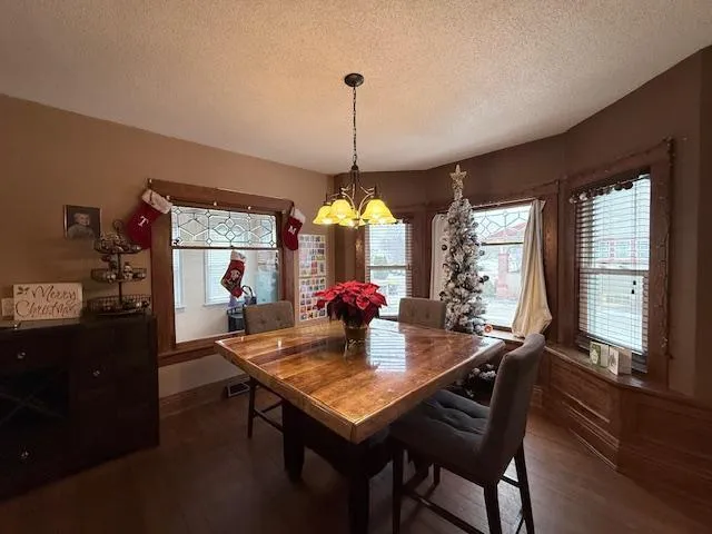 $208,900 | 406 South Street East, Caledonia, MN 55921