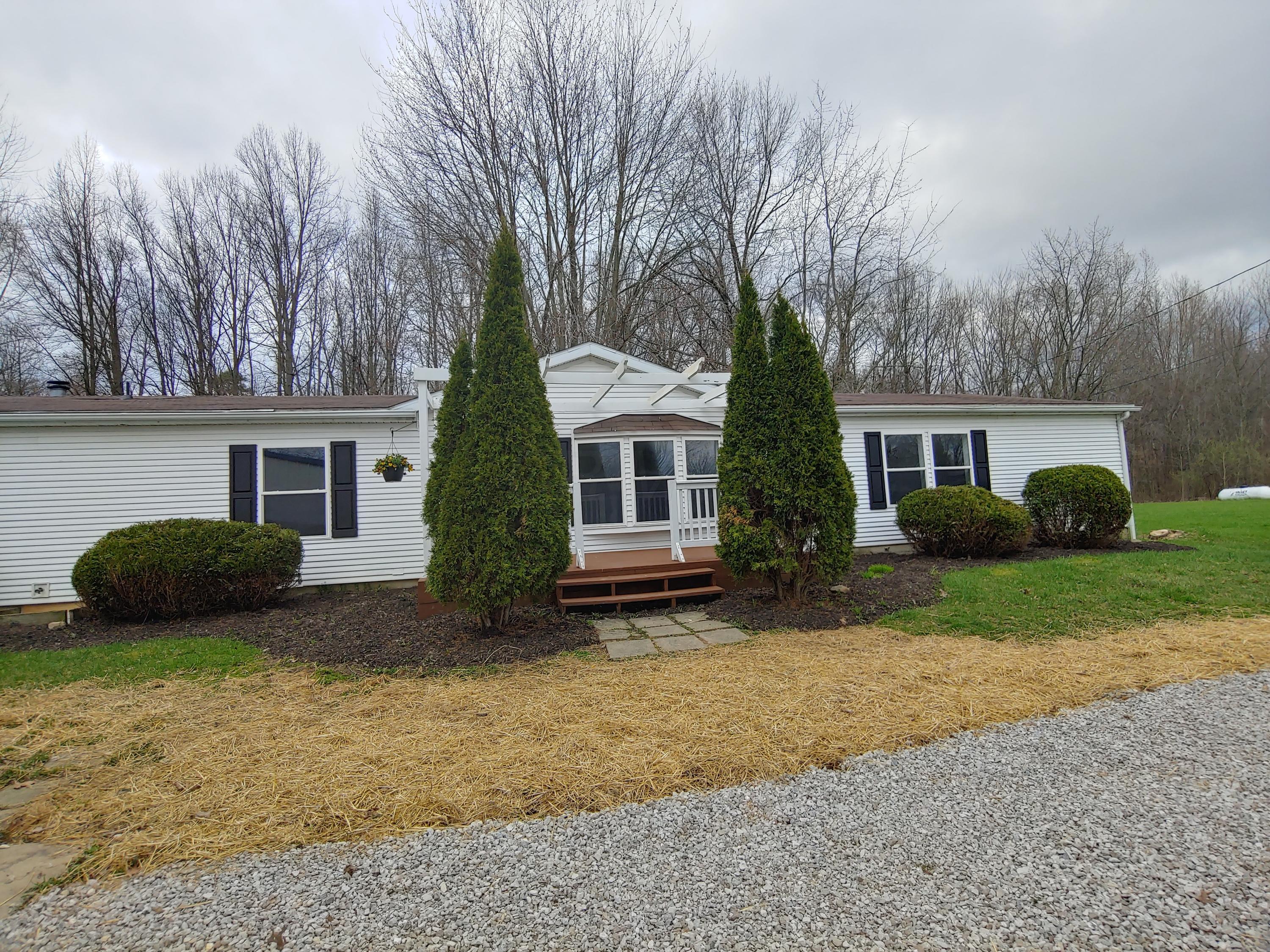 161 Sims Road Southwest Pataskala, OH 43062 - Photo 3 of 41
