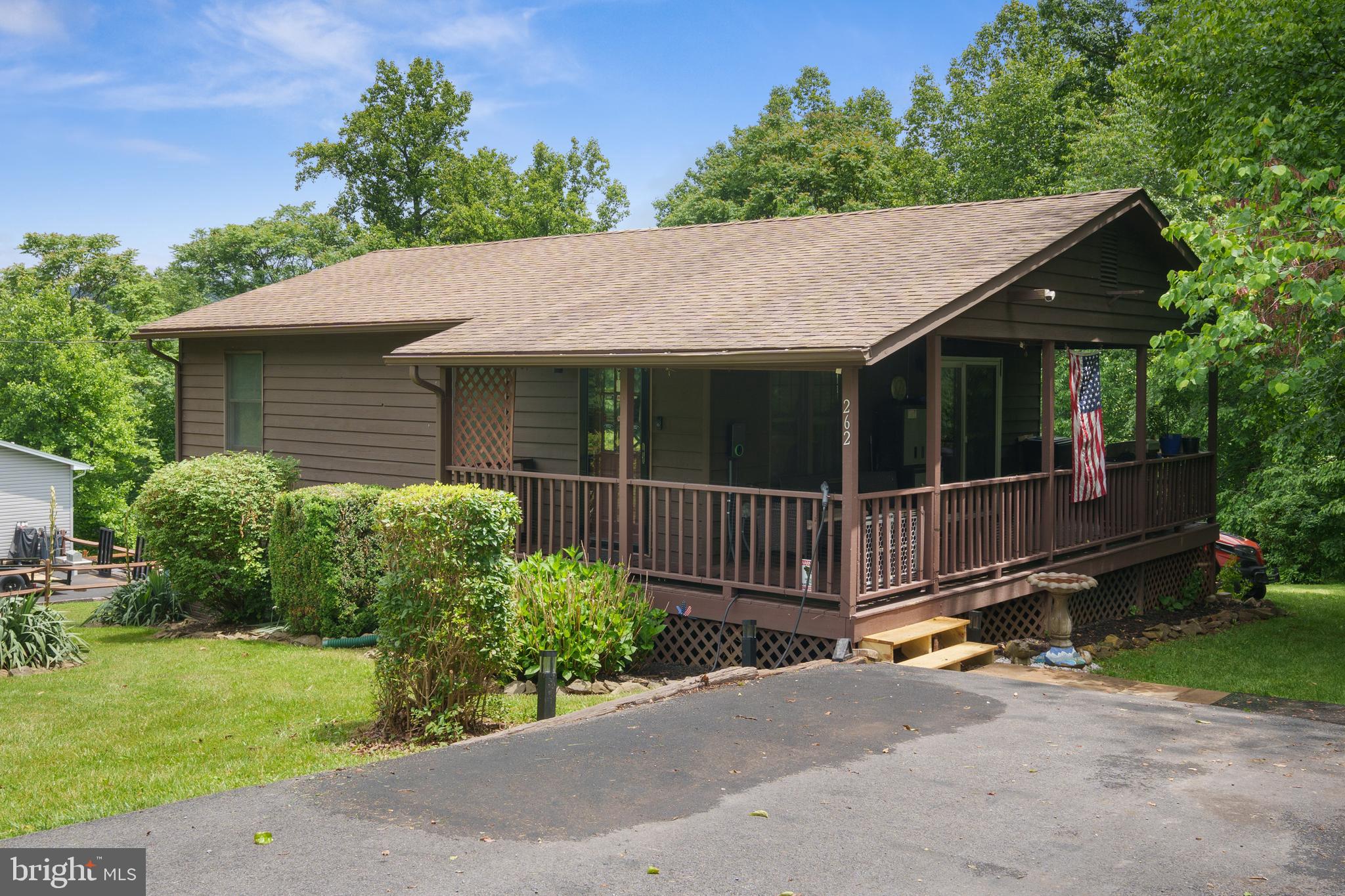 262 Blue Valley Road Linden, VA 22642 - Photo 3 of 26