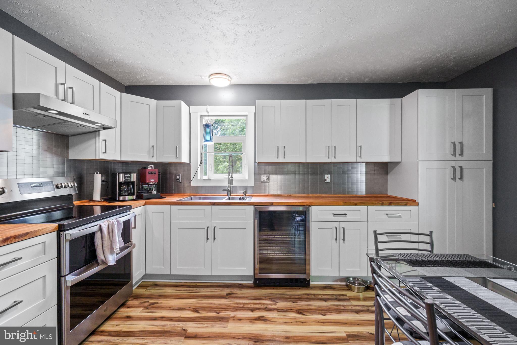 262 Blue Valley Road Linden, VA 22642 - Photo 8 of 26