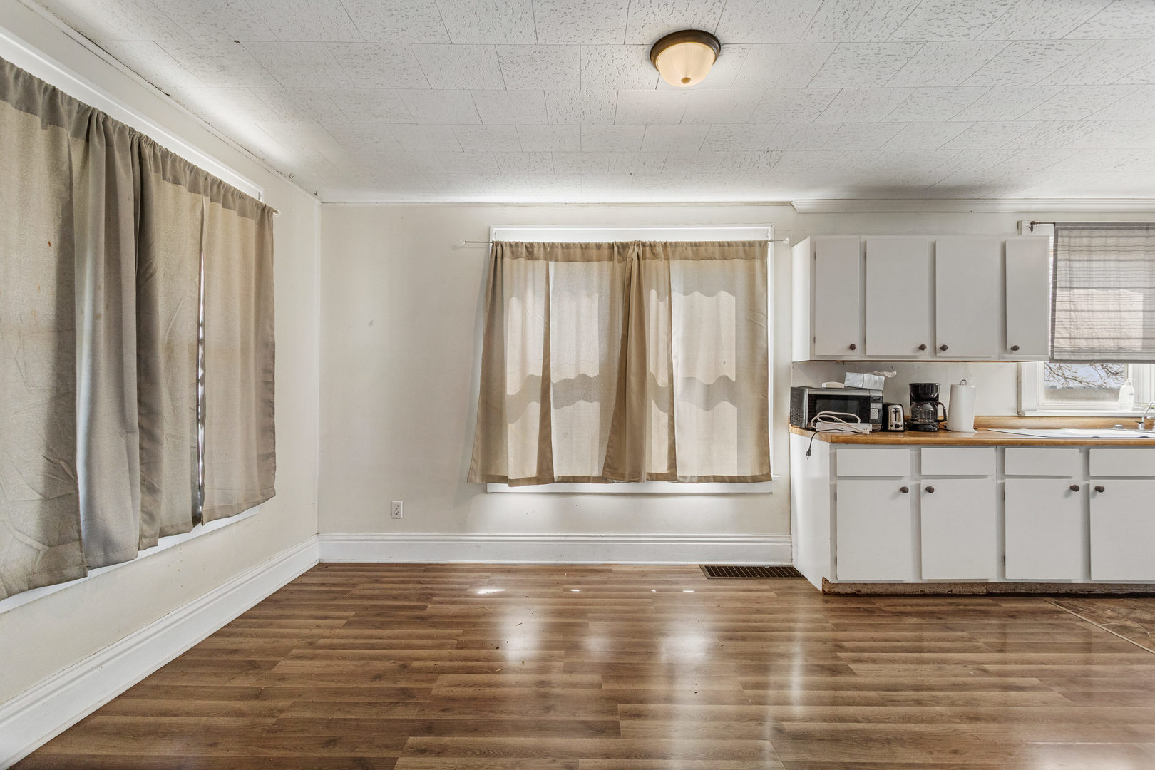 3147 County Road 400 East Fisher, IL 61843 - Photo 10 of 43