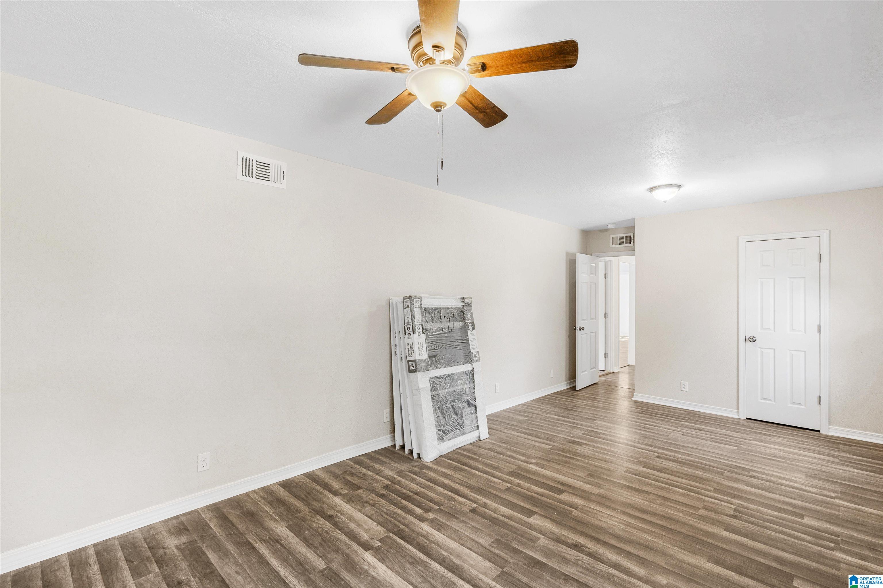 2100 Spring Hill Avenue Mobile, AL 36607 - Photo 30 of 40