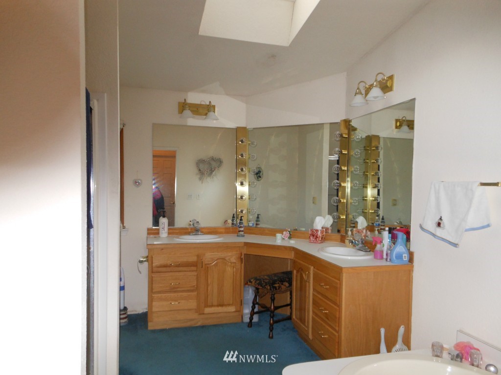 343 Whiskey Road Port Townsend, WA 98368 - Photo 13 of 15 Gallery Image 13