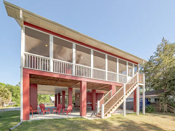$700,000 | 1296 Levi Street, Manning, SC 29102