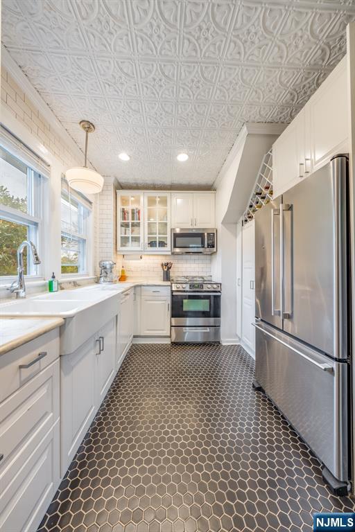 133 Buckingham Road Montclair, NJ 07043 - Photo 12 of 37