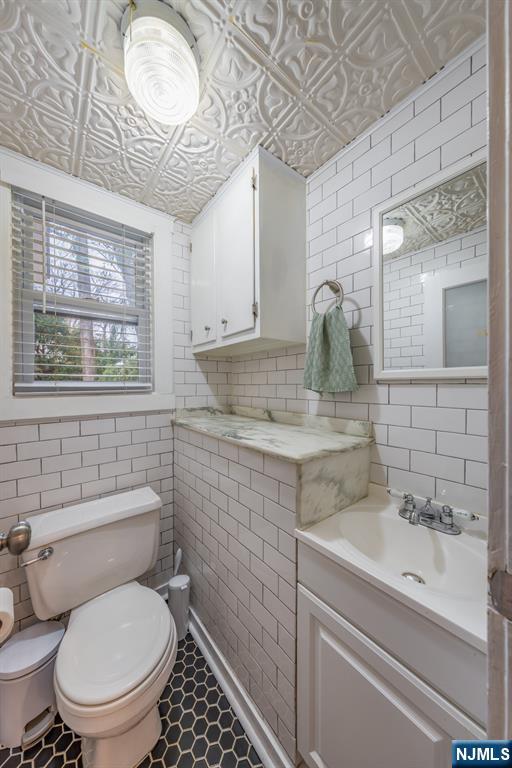 133 Buckingham Road Montclair, NJ 07043 - Photo 14 of 37