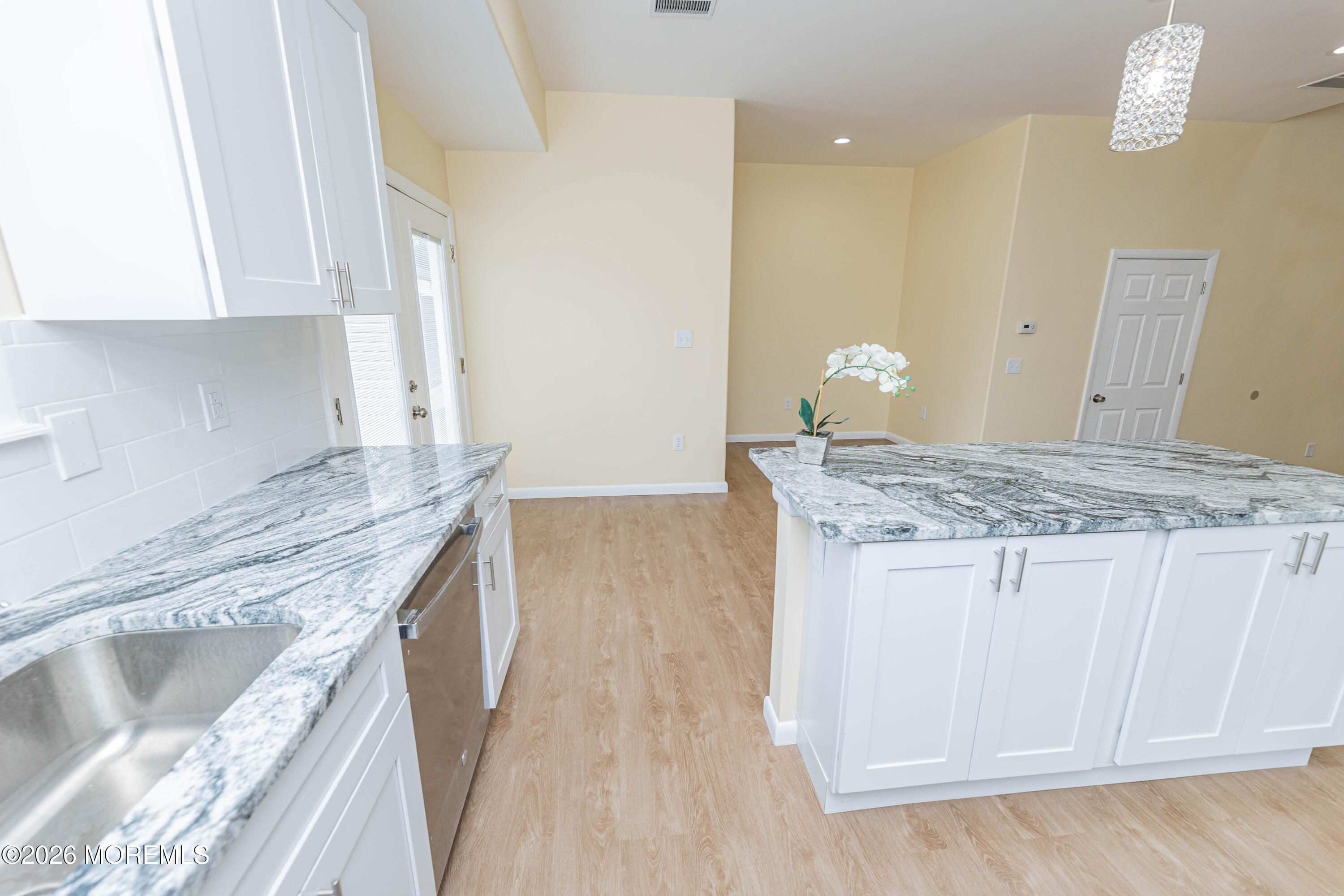 2408 Herbertsville Road Point Pleasant, NJ 08742 - Photo 12 of 82 1-32