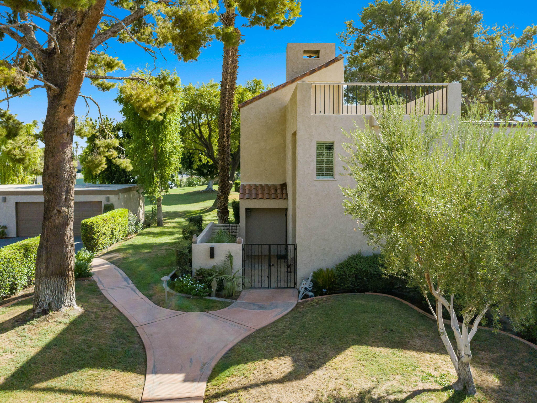 130 Racquet Club Drive South Rancho Mirage, CA 92270 - Photo 24 of 25 4-web-or-mls-AHRacquetClubDr_2022_004