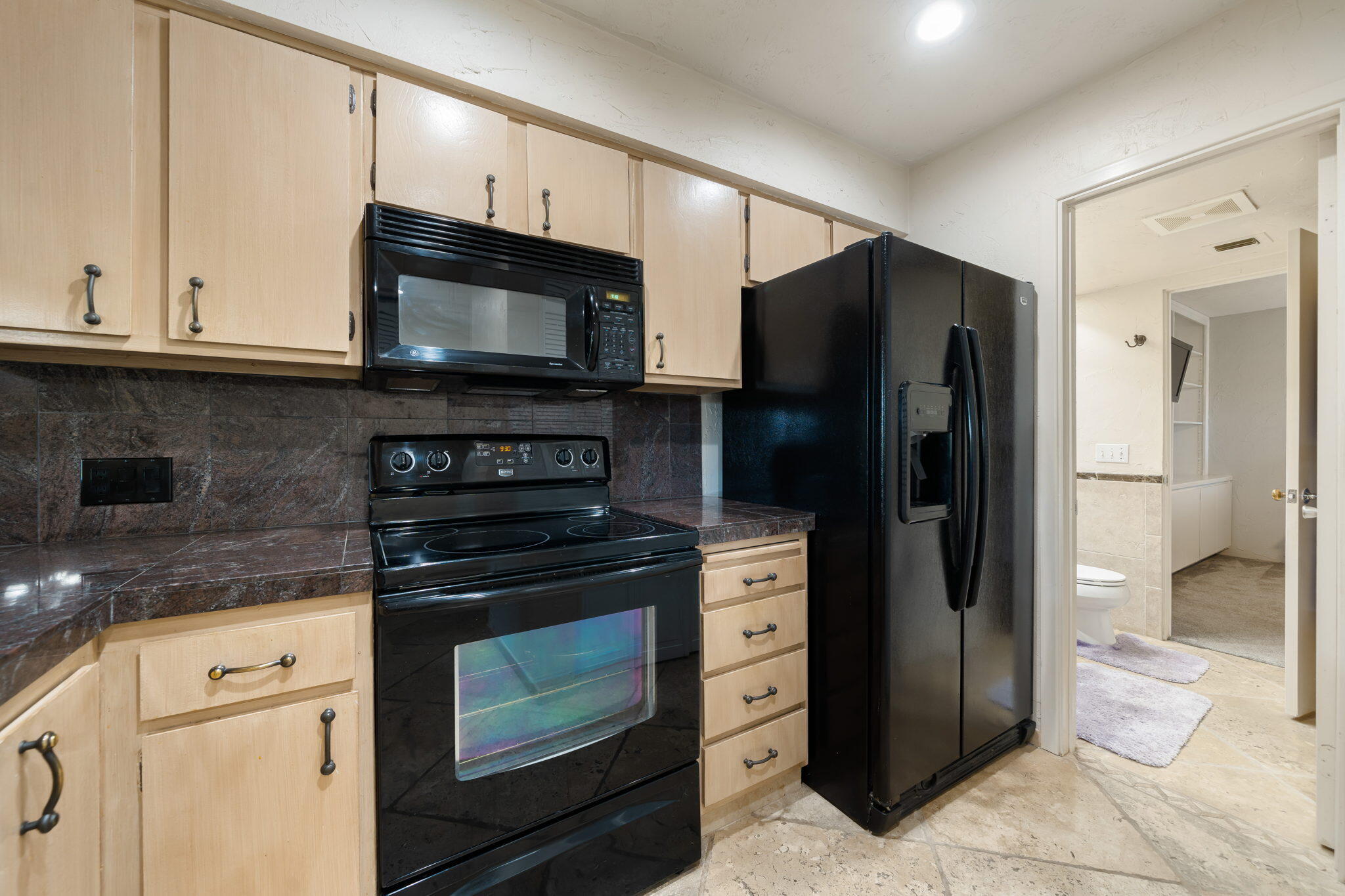 130 Racquet Club Drive South Rancho Mirage, CA 92270 - Photo 4 of 25 17-web-or-mls-AHRacquetClubDr_2022_017