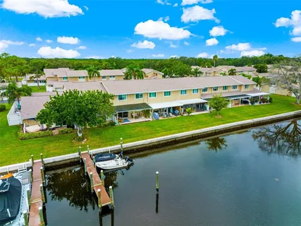 $349,900 | 6490 Cape Hatteras Way Northeast, Unit 2, St. Petersburg, FL 33702