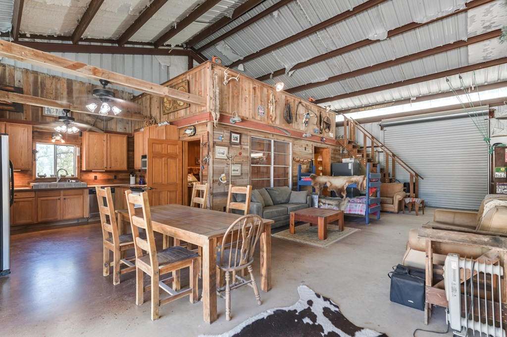 422 Johnson Road Bandera, TX 78003 - Photo 33 of 42 Barn
